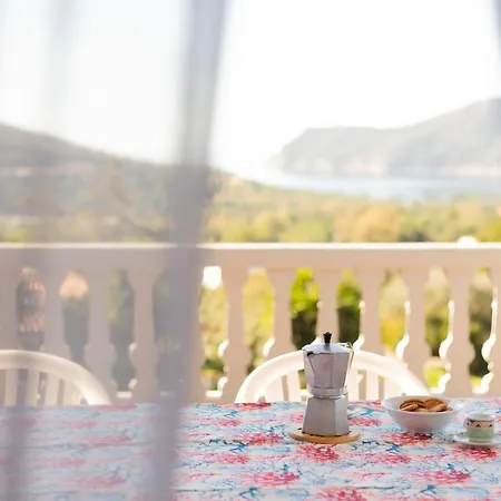 Apartment Casa Teo, Vista Mozzafiato A Lacona! Lacona